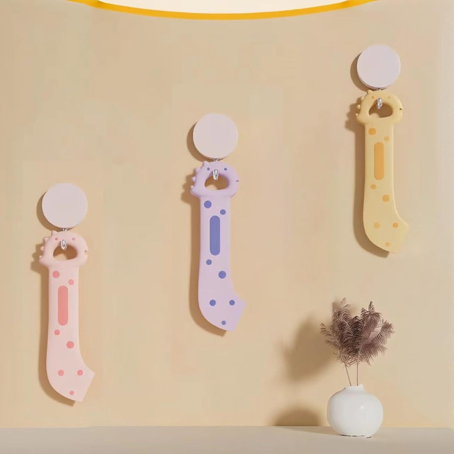 Pet Food Can Lids & Spoons Set Silicone Cover for Pet Can Food Cute Shape Cat Wet Food Spoon With One Lid and One Spoon(YELLOW)