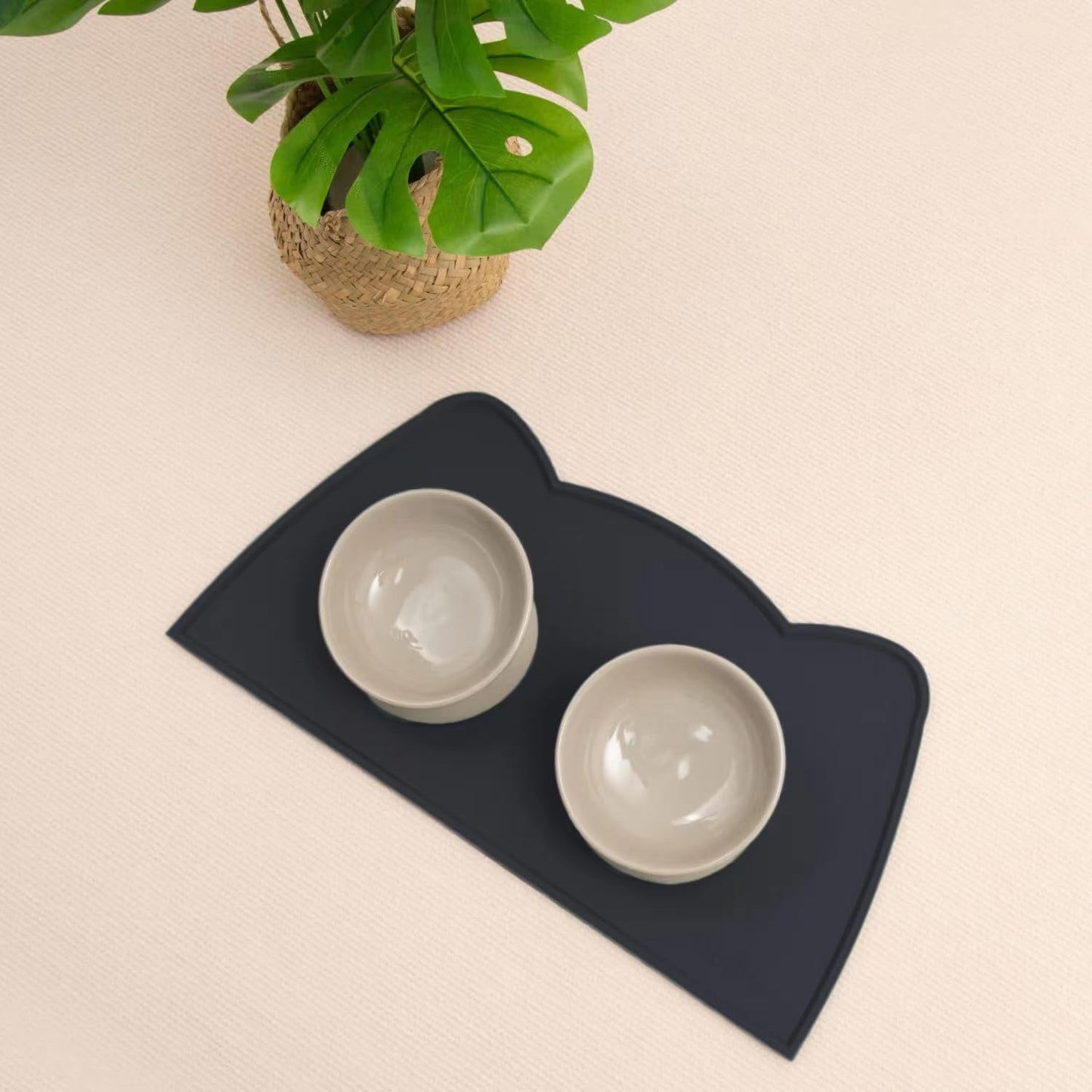 OHMO - Cat Food Mat, Silicone Pet Feeding Mat for Floor Non-Skid Waterproof Dog Water Bowl Tray, Easy to Clean Pet Placemat (Black, 18 * 9.8'')