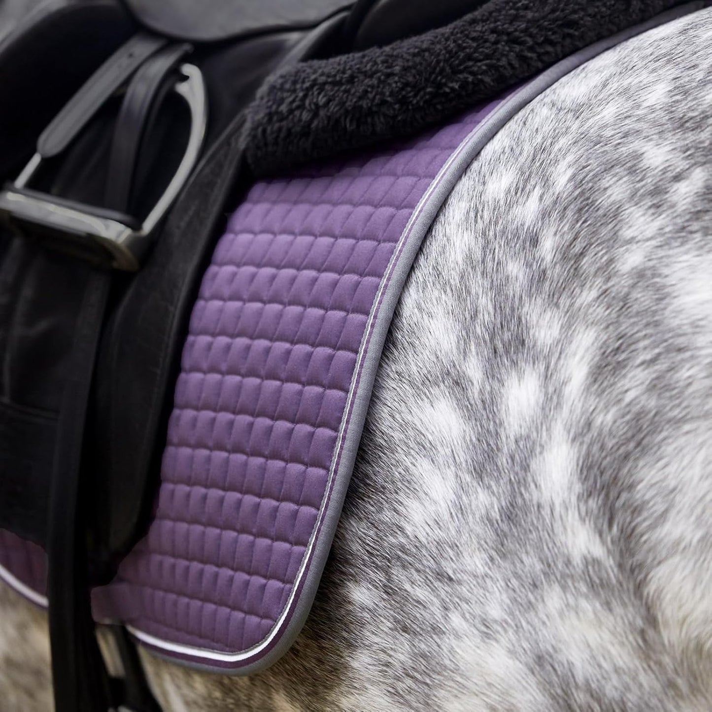 HORZE Adepto Padded All Purpose Quilted Equestrian Saddle Pad for Horses with Two-Tone Trim